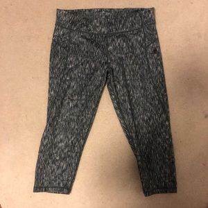 Cropped Adidas Athletic Leggings (w/ pocket)